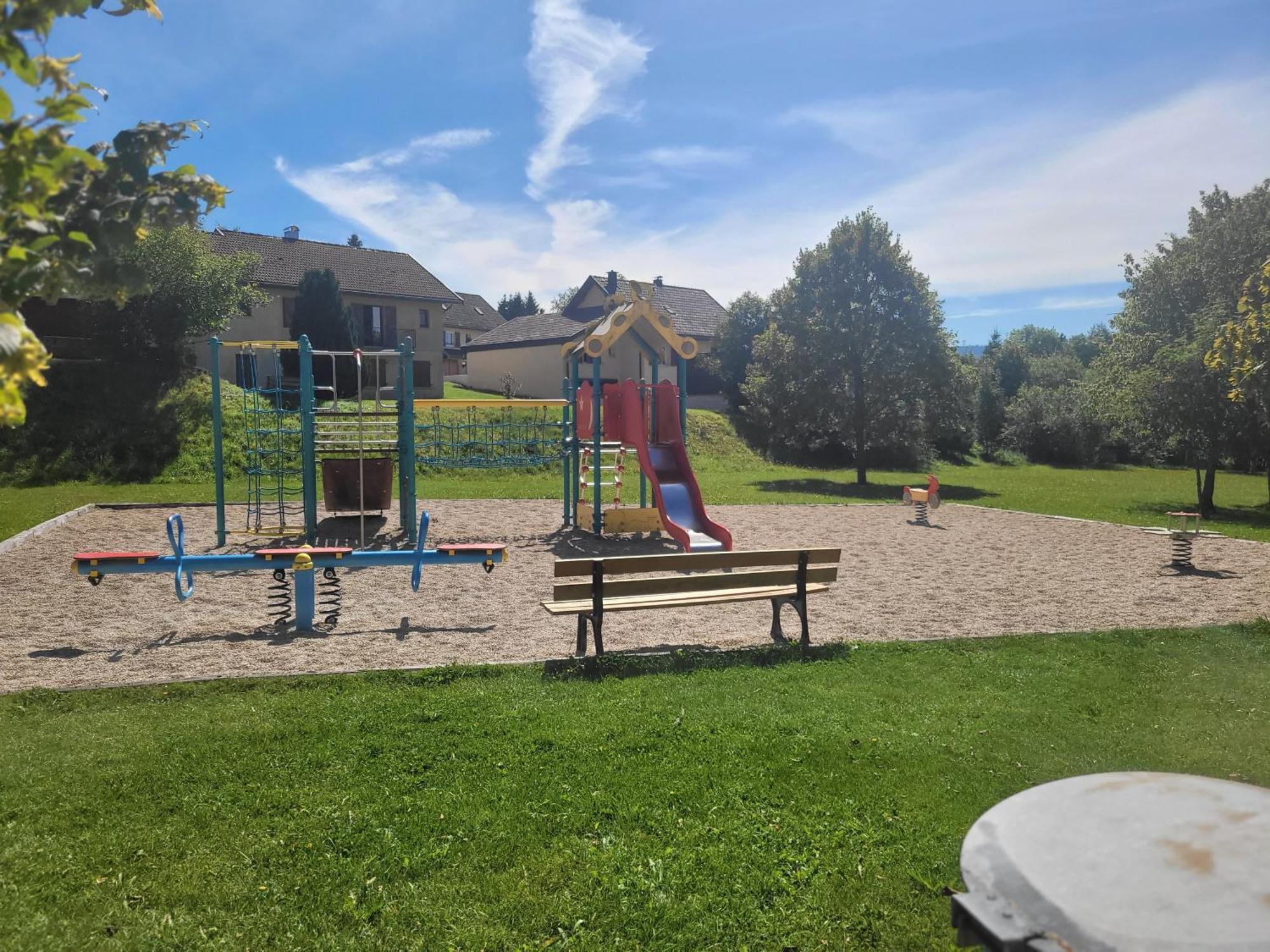 Appartement Le Flocon, Joli Petit Cocon 4 Pers En Rez De Jardin Draps Inclus 莱鲁斯 外观 照片
